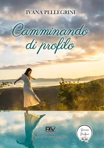 Camminando di profilo Di Tendenza