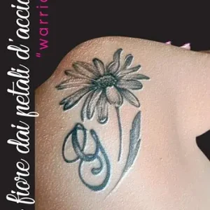 Un fiore dai petali d‘acciaio «Warrior» Subito Disponibile